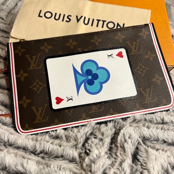 LV Game On Neverfull Pouch ♣️♥️ - Picture 7 of 10